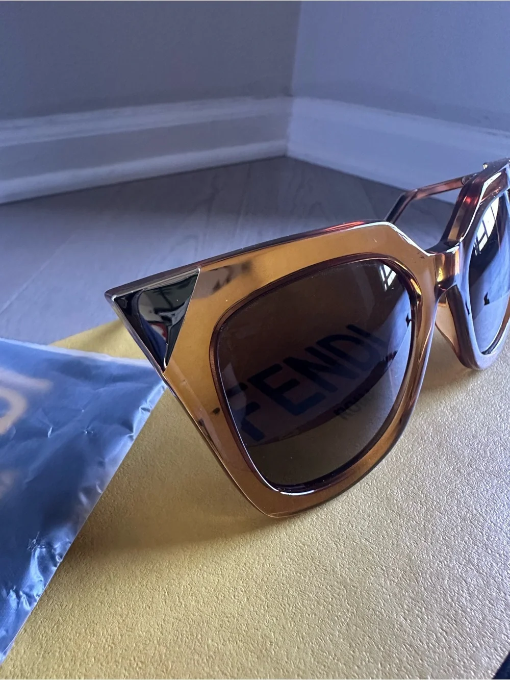 Fendi FF 0060/S Iridia Crystal Cat Eye Sunglasses Full Set Box Auth Card